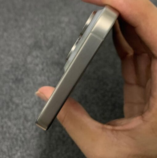 iPhone 15 Pro Max - Image 4