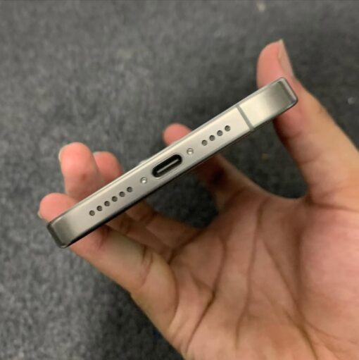 iPhone 15 Pro Max - Image 5