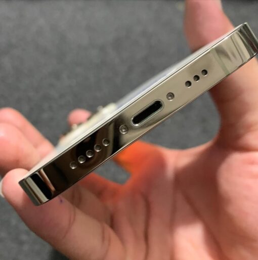 iPhone 14 Pro - Image 3