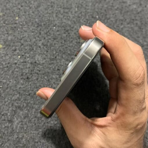 iPhone 15 Pro - Image 3