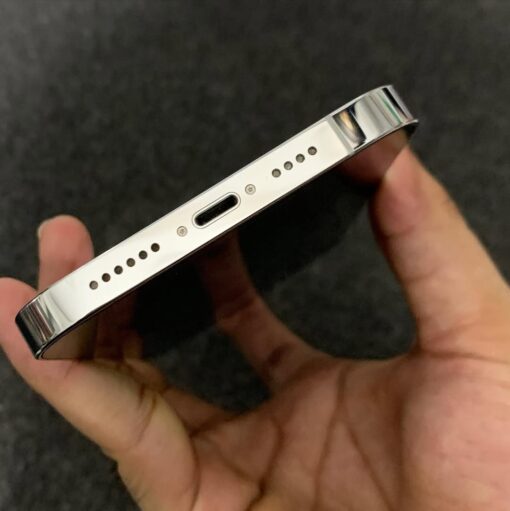 iPhone 14 Pro Max - Image 3