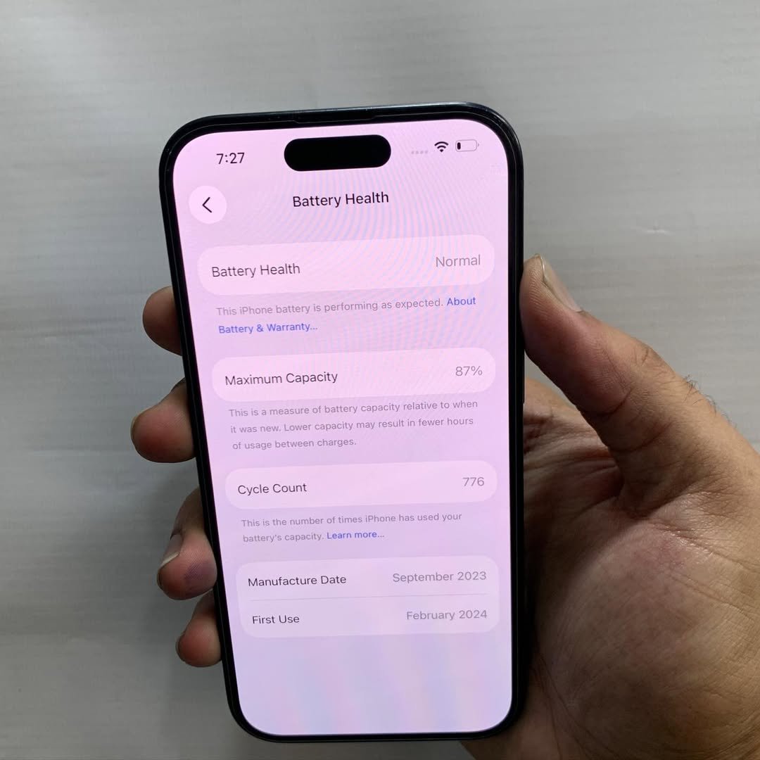 iPhone 15 JV