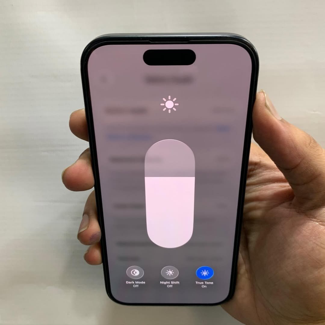iPhone 15 JV