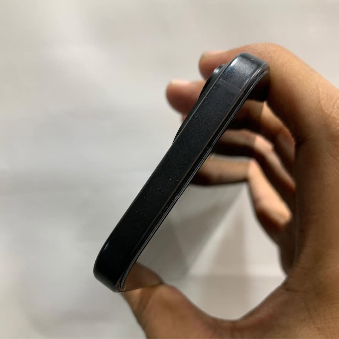 iPhone 15 JV