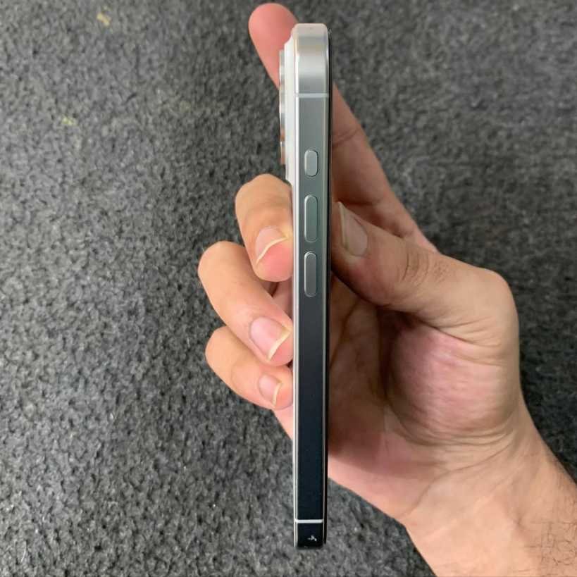 iPhone 15 Pro JV